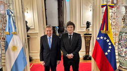 Javier Milei y Edmundo González Urrutia.