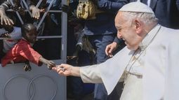 El Papa Francisco pidió que se deje de explotar África.