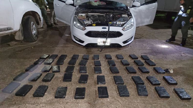 Incautaron más de 53 kilos de cocaína y desbarataron unabanda narco que operaba en Jujuy, Salta y Tucumán