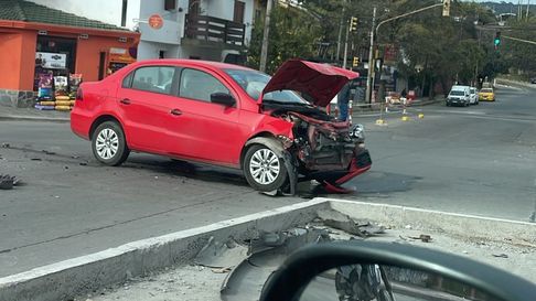 Todo Jujuy | Choque en Hipolito Yrigoyen (2).jpeg