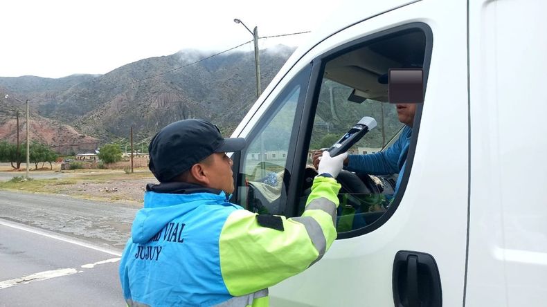 Más de 100 actas por alcoholemias positivas y 2 muertes en las rutas jujeñas