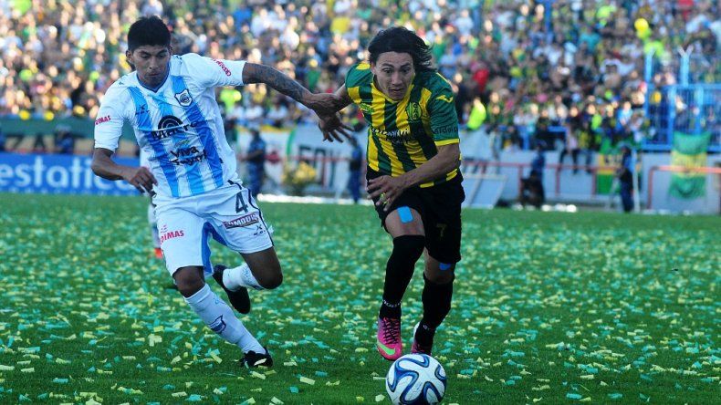 Fores López vuelve a Jujuy para jugar en Gimnasia y Esgrima