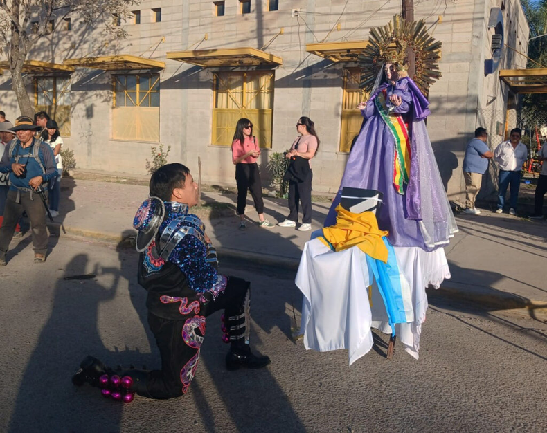 Desfile por la Independencia de Bolivia.