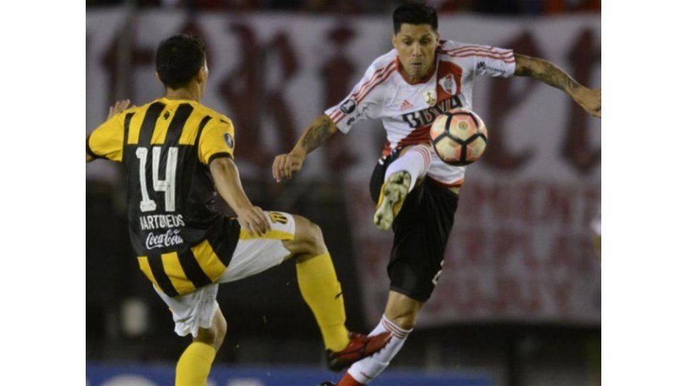 River avanza en la copa