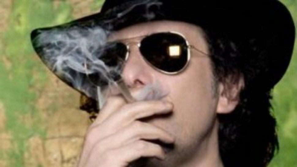 Andrés Calamaro le escribió un poema al chancho del helicóptero