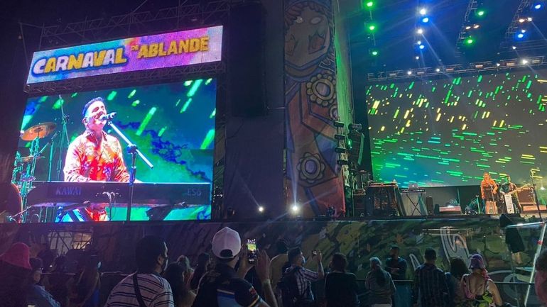El carnaval de ablande de Los Tekis fue un &eacute;xito.
