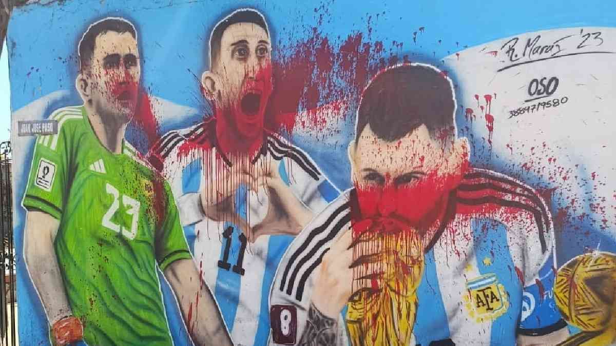 En Palpalávandalizaron un mural de los campeones del mundo
