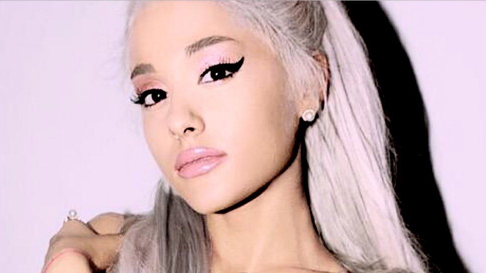 Ariana Grande, duramente atacada en redes por la muerte de Mac Miller