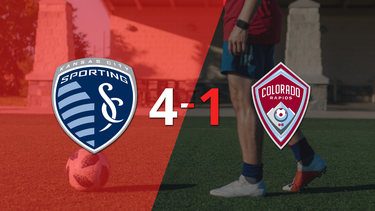 Sporting Kansas City triunfa 4-1 gracias a los dobletes de Alan Pulido y Erik Thommy
