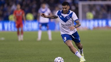 Vélez supera por 2-1 a Talleres tras dar vuelta el partido