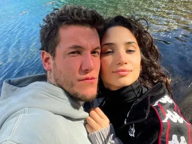 &ldquo;Ella fue la &uacute;nica que hizo que estuviera dispuesto a enamorarme de sus ojos, su cabello, cada parte de ella. Te dir&iacute;a que la extra&ntilde;o, que extra&ntilde;o su manera de hablar&rdquo;,&nbsp; poste&oacute; Alex Caniggia&nbsp;