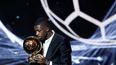 El gesto de Lionel Messi con Dembélé luego de que el francés ganara el Balón de Oro. &nbsp;