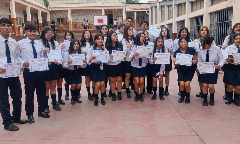 Promo 2025 del Colegio Gianelli