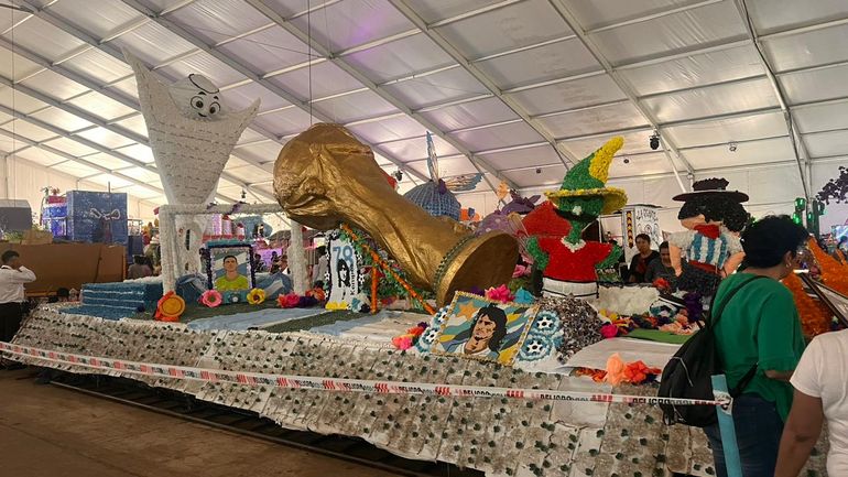 Exposición de carrozas en el FNE 2023 Exposición de carrozas en el FNE 2023