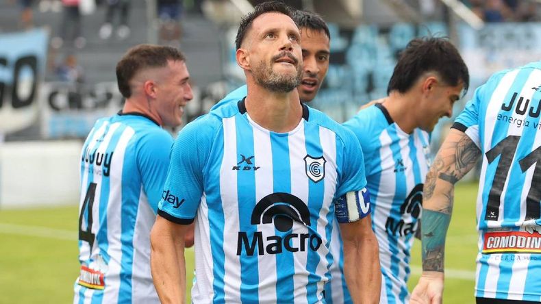 Gimnasia de Jujuy sigue en la punta Gimnasia de Jujuy sigue en la punta