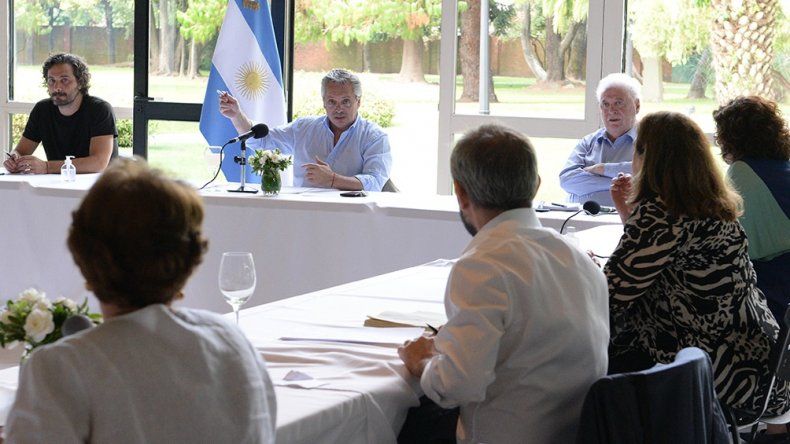 Cuarentena: el presidente se reunió con el Comité de Expertos