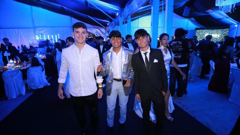 Las mejores fotos de lo que fue la Cena Blanca 2025 en capital