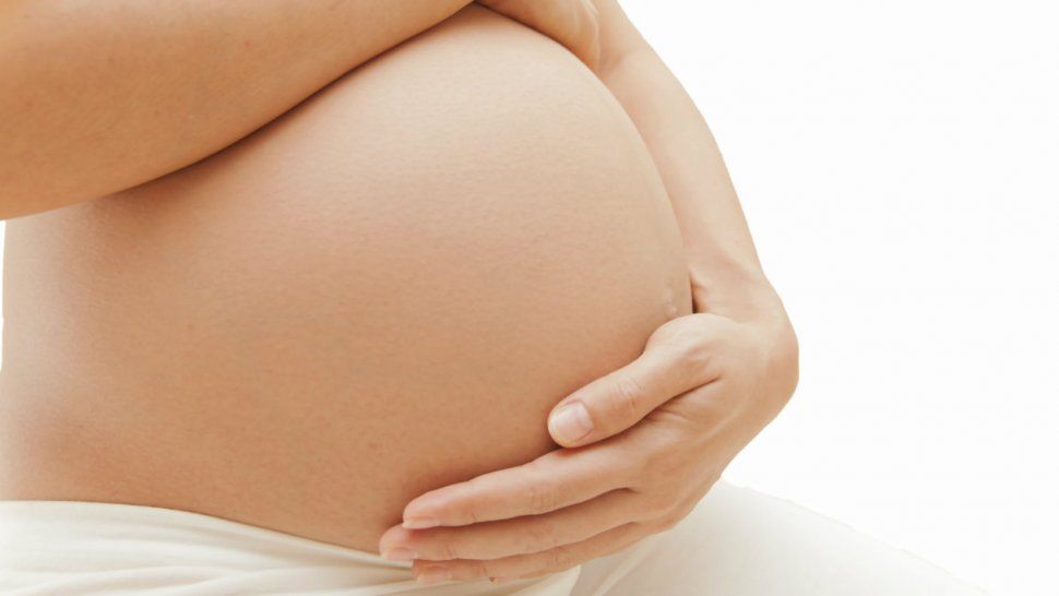 Francia estudia dar anticonceptivos gratuitos desde los 12 años