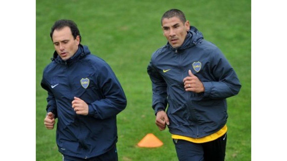 Vuelve ante River