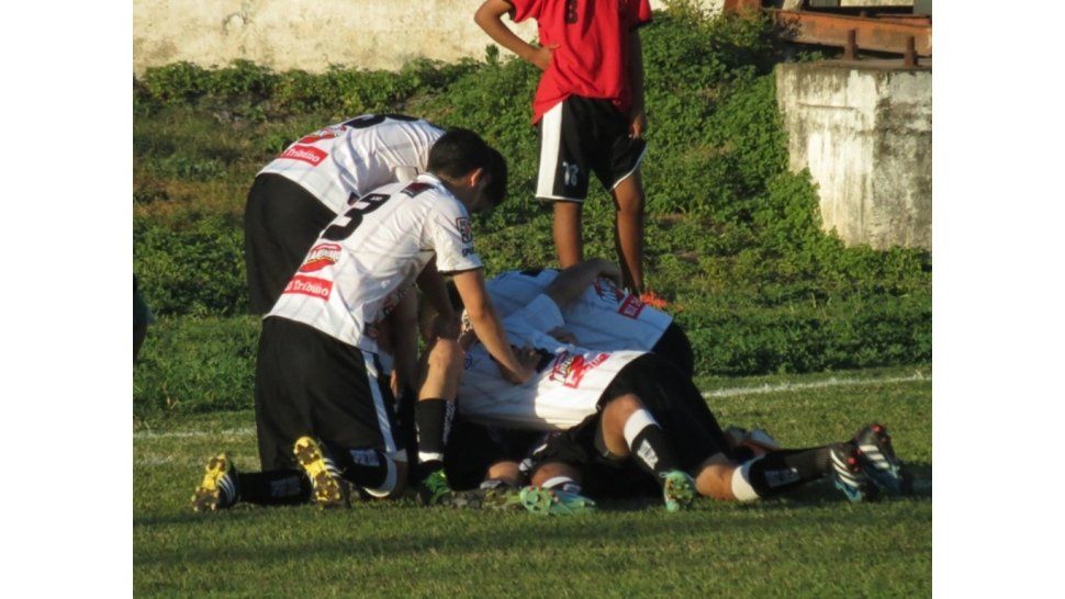 Zapla vs Américo Tesorieri