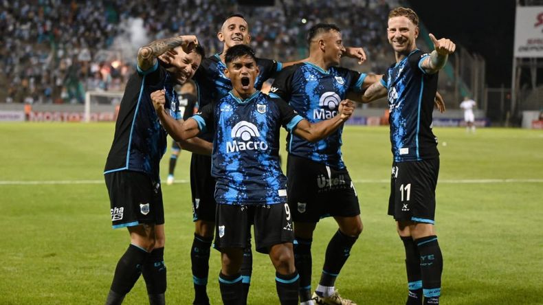 Gimnasia y Esgrima de Jujuy le ganó por penales Central Córdoba en Salta