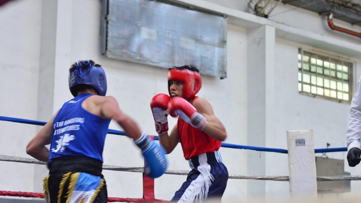 RodrigoMorales tiene 16 años, es boxeador, vive en Perico&nbsp;