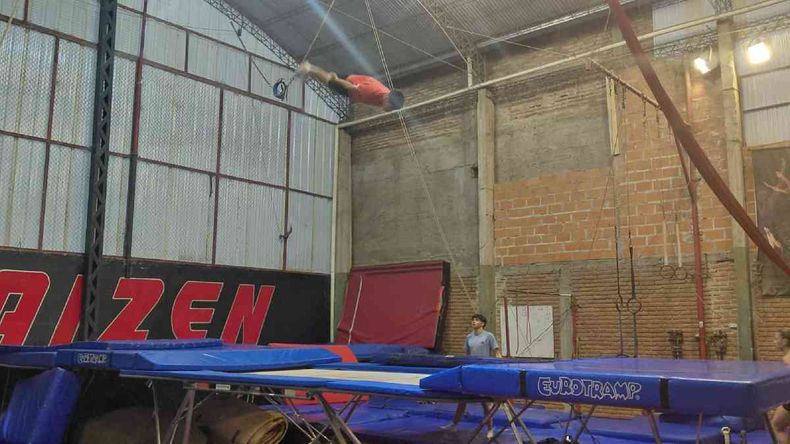 Gimnastas de la Selección Argentina entrenaron en Jujuy