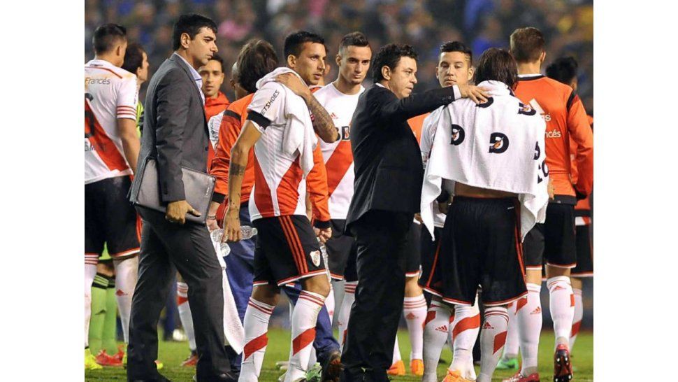 River y una imagen para el olvido