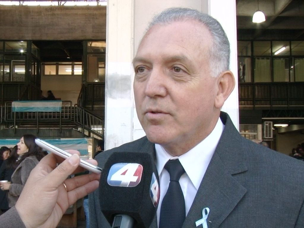 Dr. Daniel Alsina