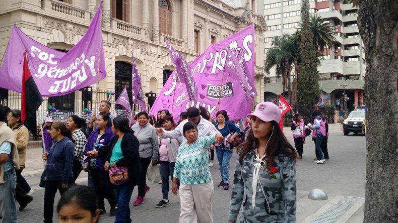 Jujuy también marchó contra la violencia de género y le pidió justicia al Estado por femicidios