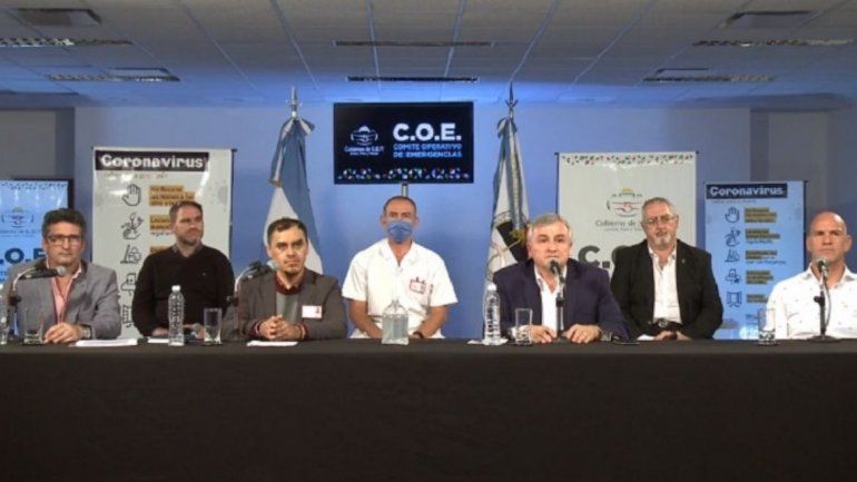 El COE, por varios meses, brindó conferencias por la noche informando la situación epidemiológica de Jujuy.&nbsp;