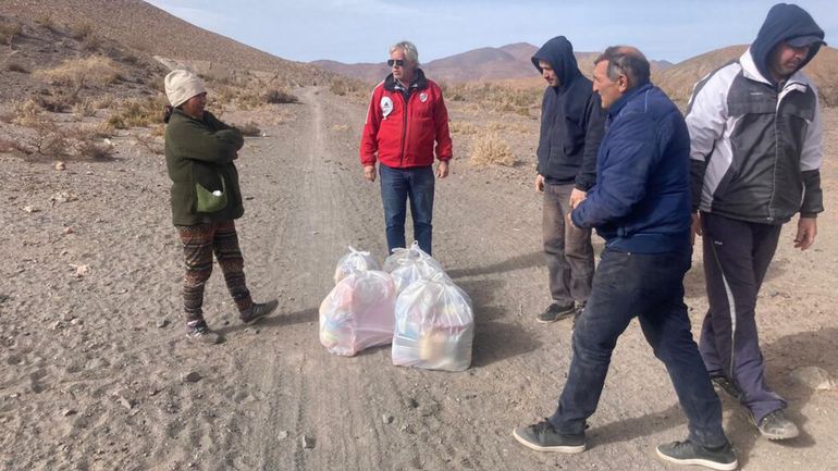 Ricardo Figueroa es gomero en Córdoba y ayuda a niños de la Puna