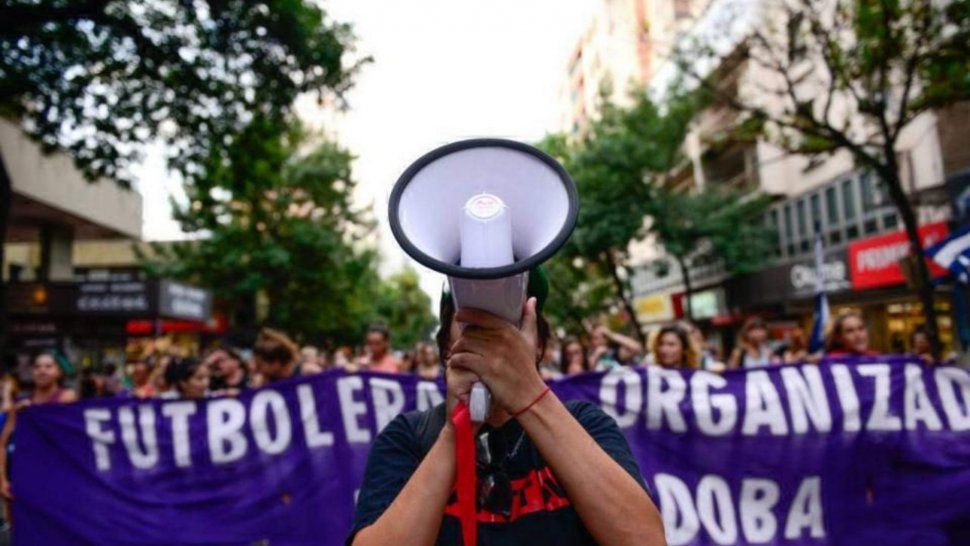 Polémica en el fútbol femenino