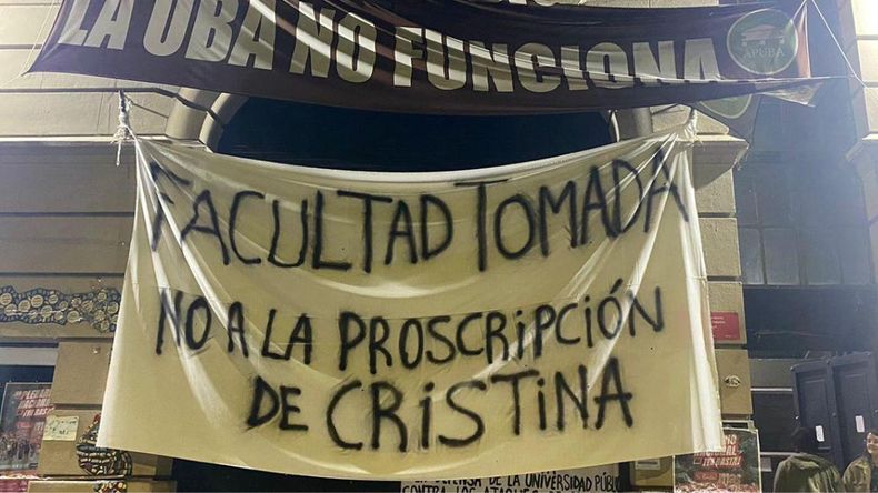 Minuto a minuto: terminó la marcha por la condena a Cristina Fernández