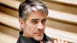 Pablo Echarri tuvo un cruce con un hombre que lo quiso escrachar a la salida del teatro.