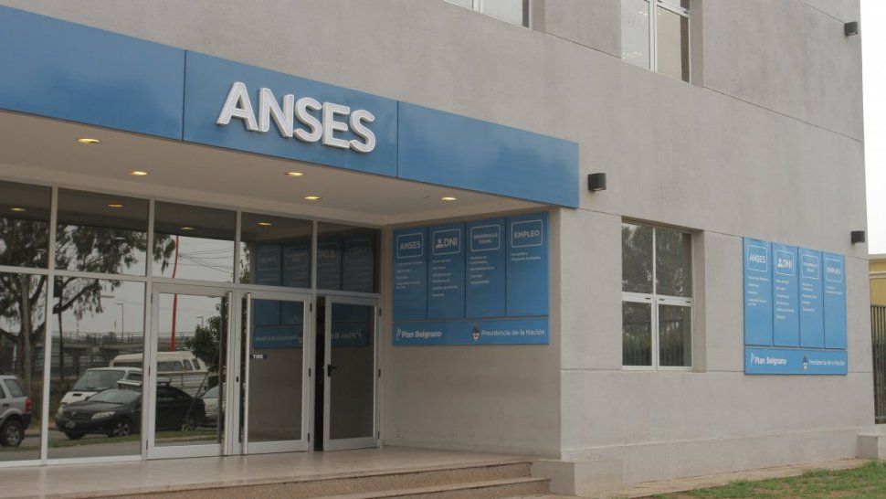 anses: empezo la preinscripcion para el bono de $10 mil