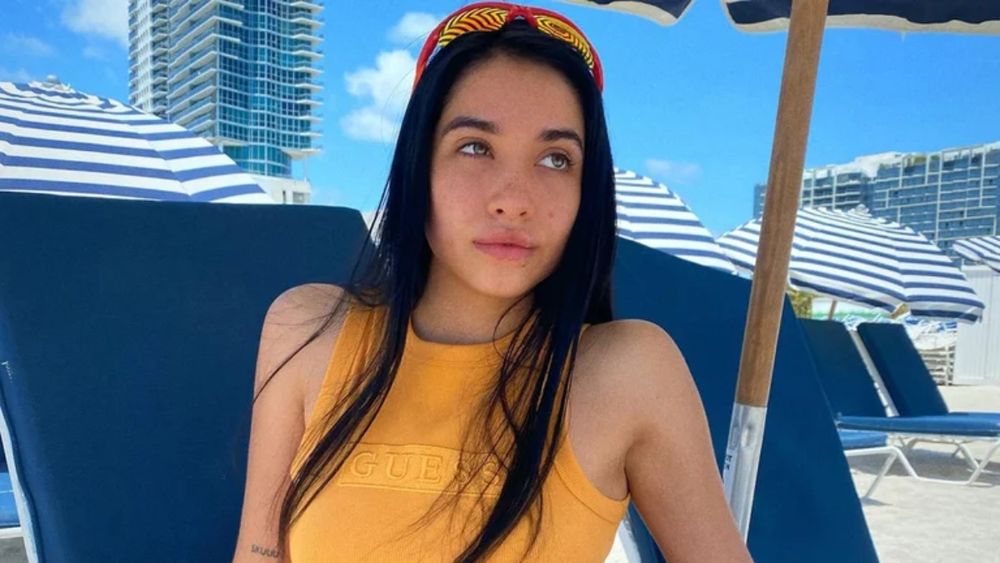 María Becerra publicó un sugerente tuit, y los fanáticos la vincularon con Julián Álvarez, el delantero de River.