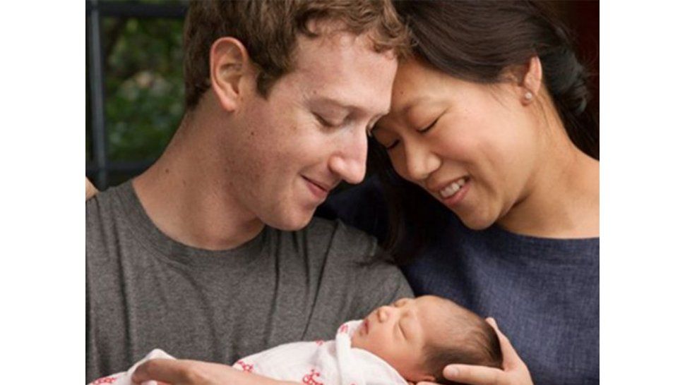Zuckerberg junto a su familia