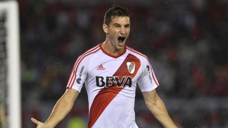 River tiene pensado repatriar a Alario antes de que comiencen los octavos de final de la Copa Libertadores.