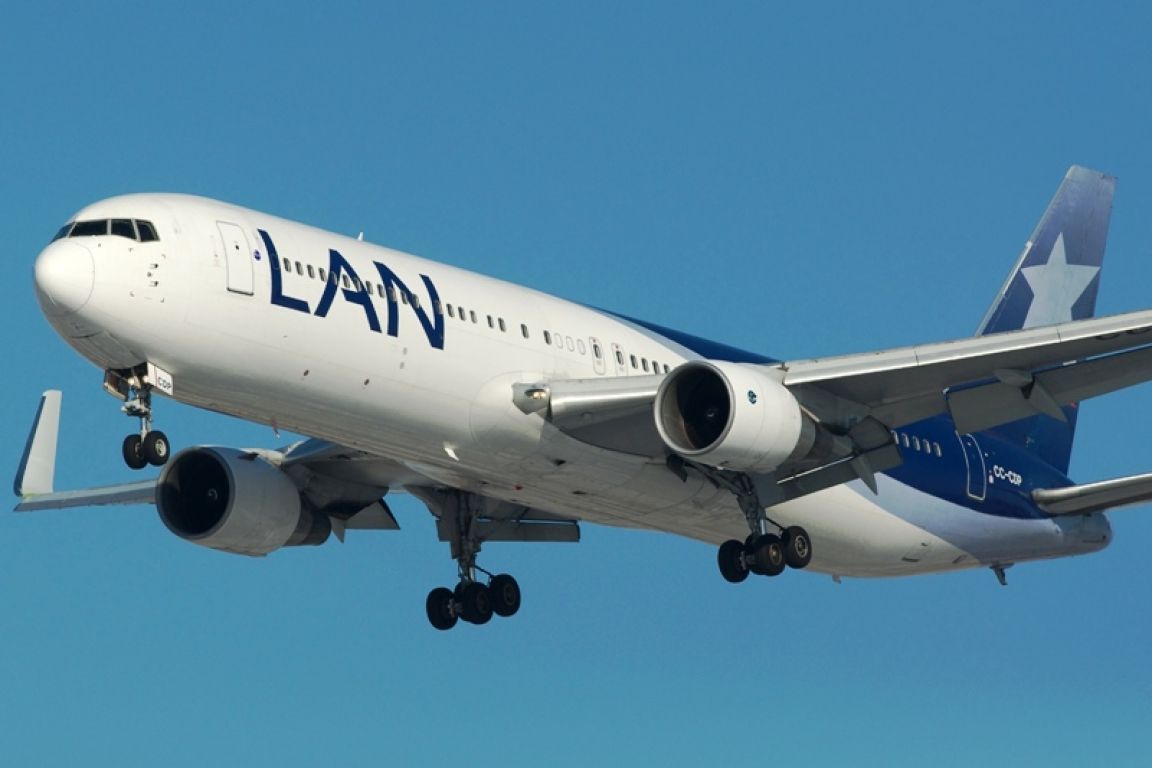 LAN reanuda vuelos