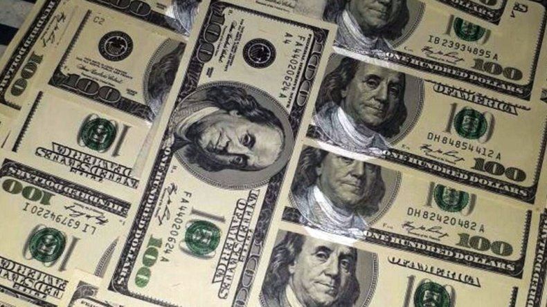 El dólar bajó luego de estar muy cerca de los $20
