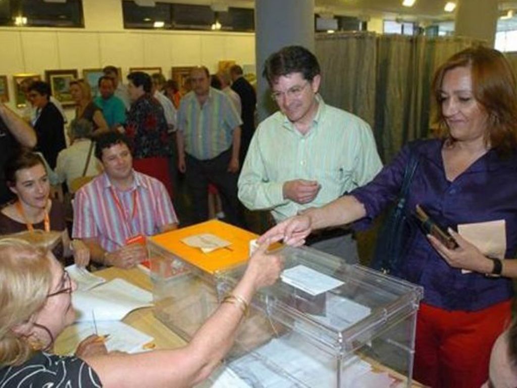 Argentinos votan en el exterior