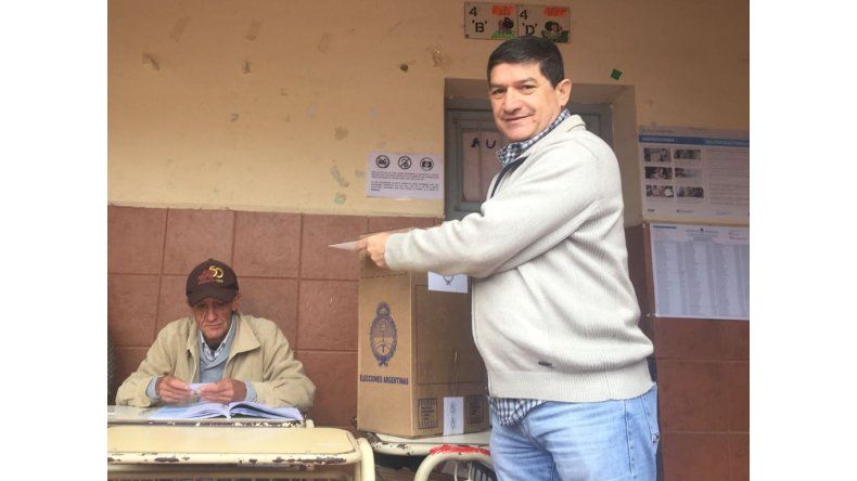 Tóffoli votando