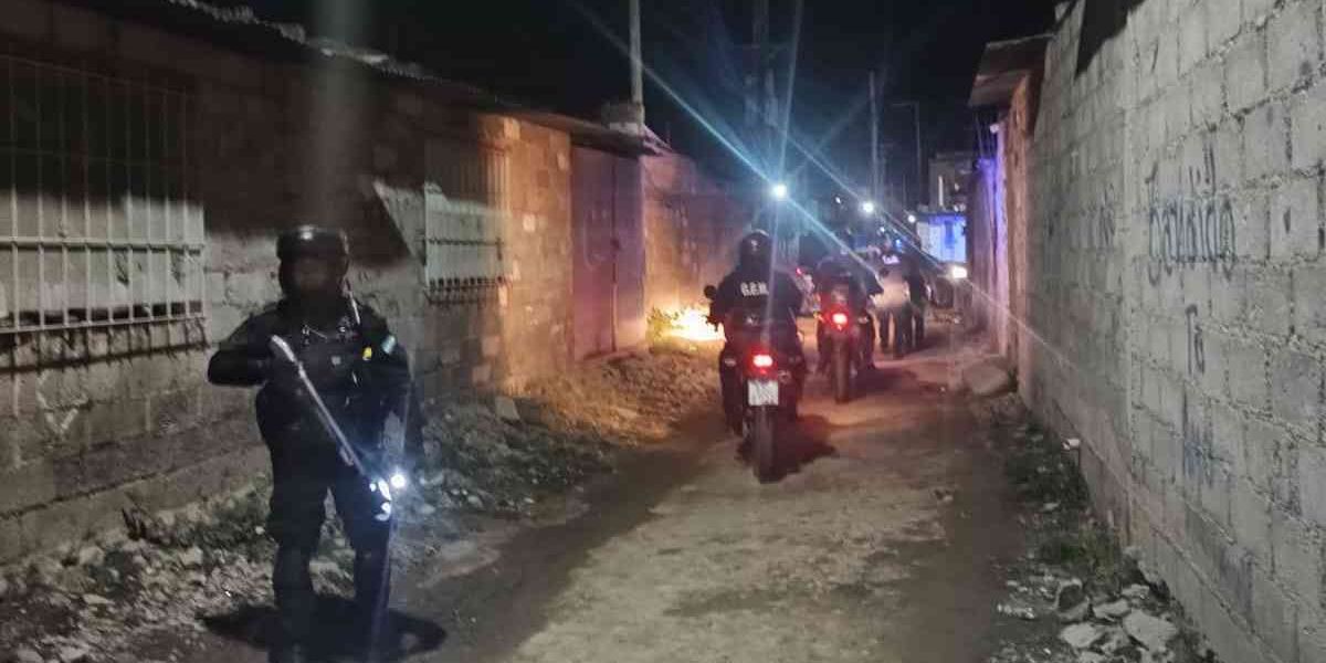 Atacaron a policías en barrio Belgrano y fueron detenidos Atacaron a policías en barrio Belgrano y fueron detenidos