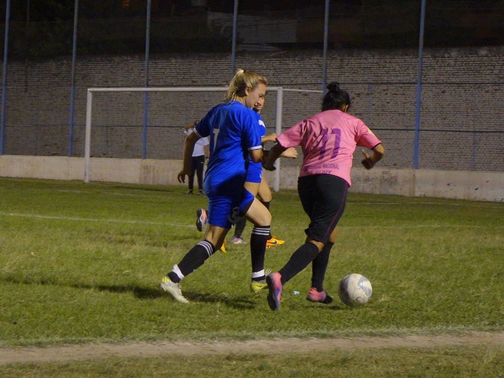 Gran partido en La Tablada
