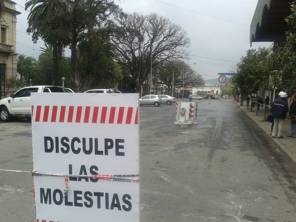 Obras en calle Sarmiento