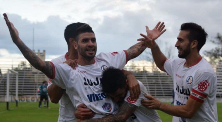 Turco Abraham le dio el empate a Zapla