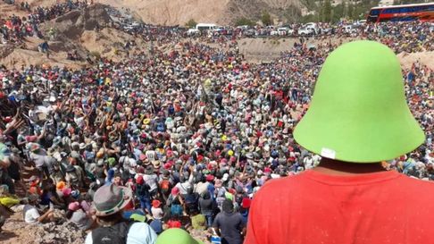 Todo Jujuy | carnaval maimara cerro negro.jpg