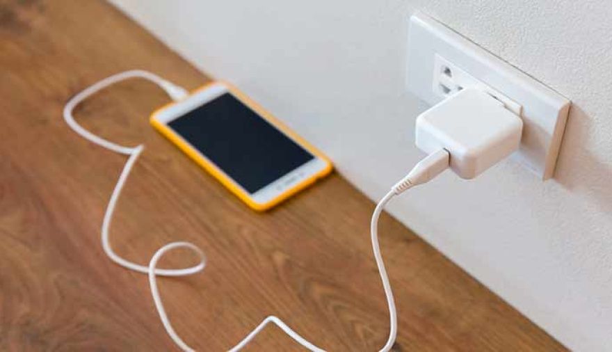 cortes de luz: como cargar el celular ante la falta de suministro