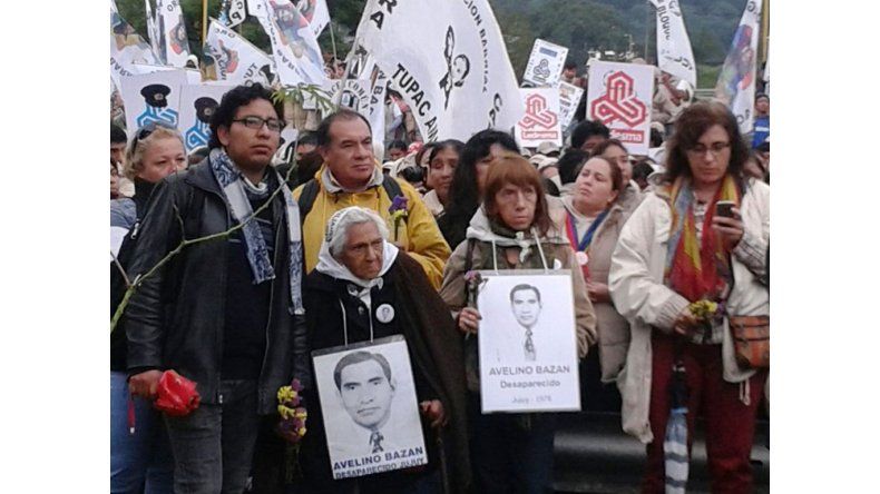 Familiares de víctimas